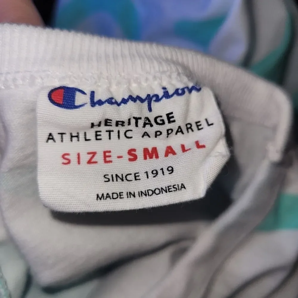 Men's Champion Heritage All-Over-Print Giant Script Crewneck Tee Ⓢ - Picture 5 of 5